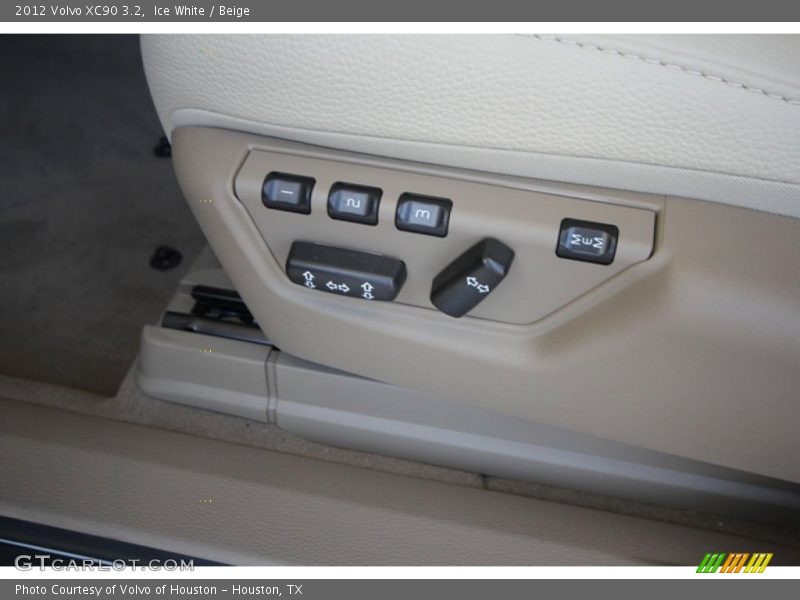 Controls of 2012 XC90 3.2