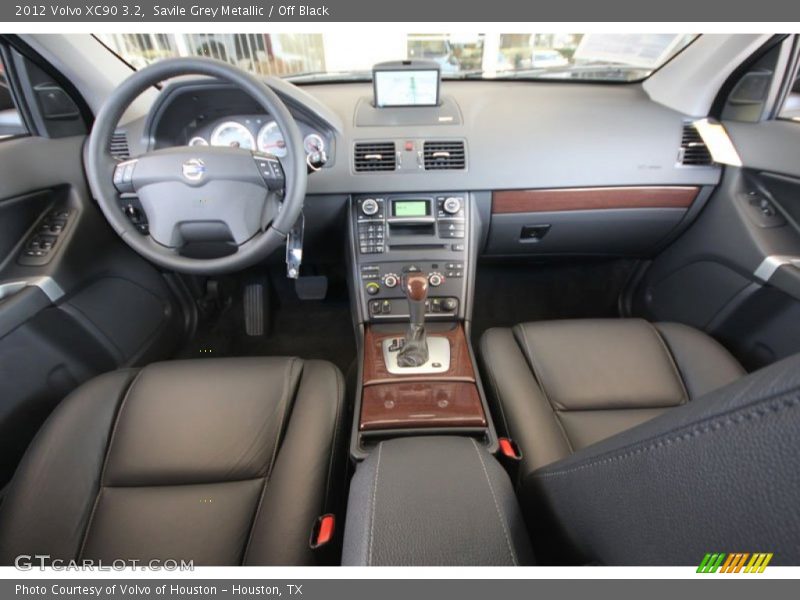 Dashboard of 2012 XC90 3.2