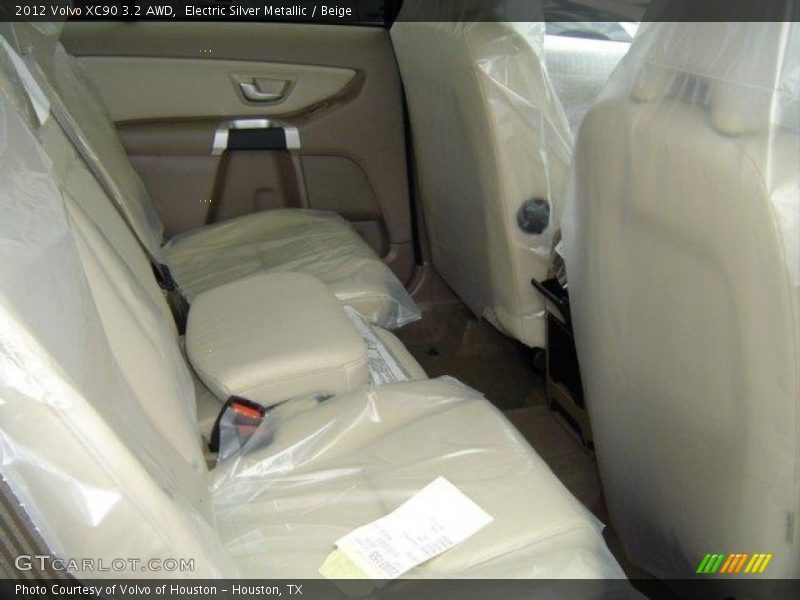 Electric Silver Metallic / Beige 2012 Volvo XC90 3.2 AWD