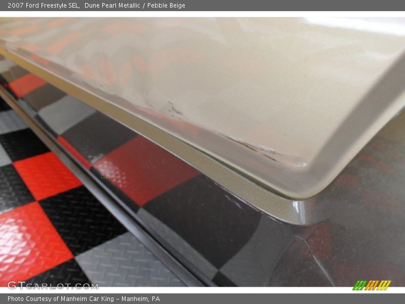 Dune Pearl Metallic / Pebble Beige 2007 Ford Freestyle SEL