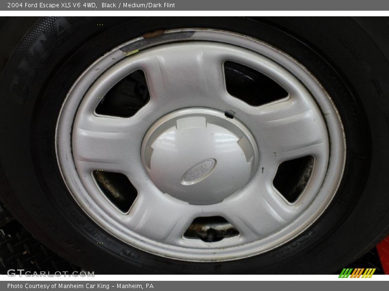  2004 Escape XLS V6 4WD Wheel