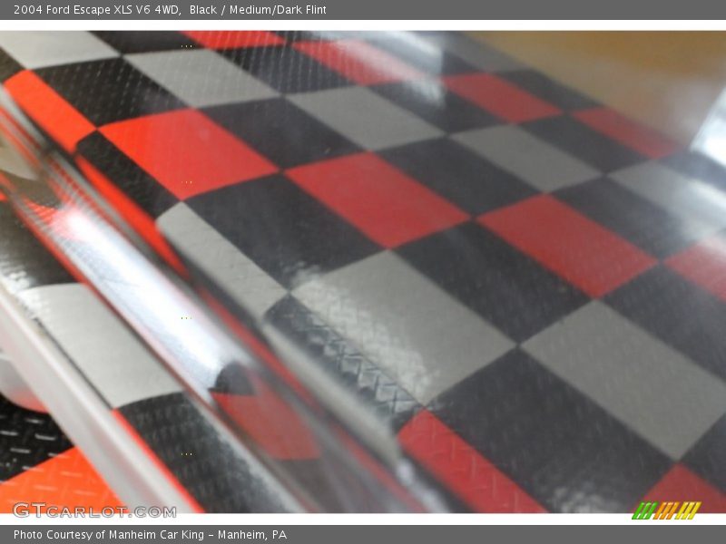 Black / Medium/Dark Flint 2004 Ford Escape XLS V6 4WD