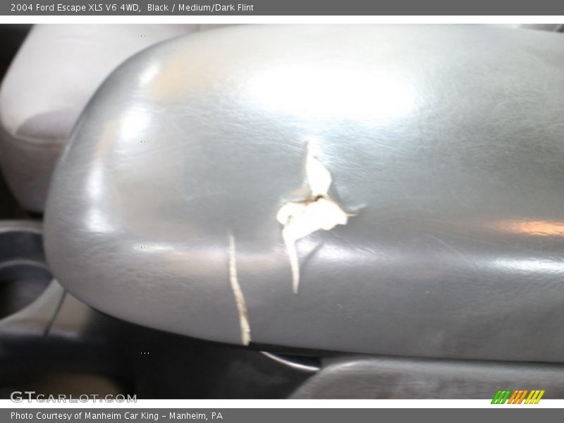 Black / Medium/Dark Flint 2004 Ford Escape XLS V6 4WD