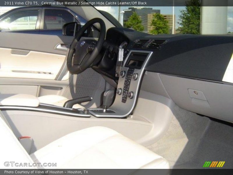 Celestial Blue Metallic / Soverign Hide Calcite Leather/Off Black 2011 Volvo C70 T5