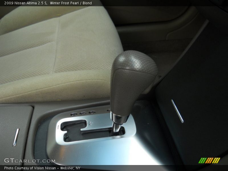 Winter Frost Pearl / Blond 2009 Nissan Altima 2.5 S