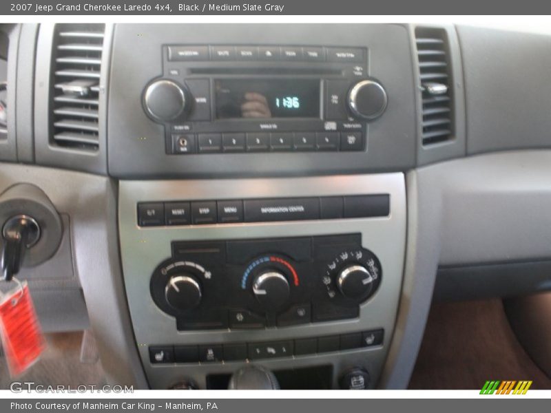 Black / Medium Slate Gray 2007 Jeep Grand Cherokee Laredo 4x4