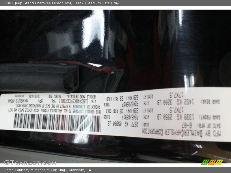 Black / Medium Slate Gray 2007 Jeep Grand Cherokee Laredo 4x4