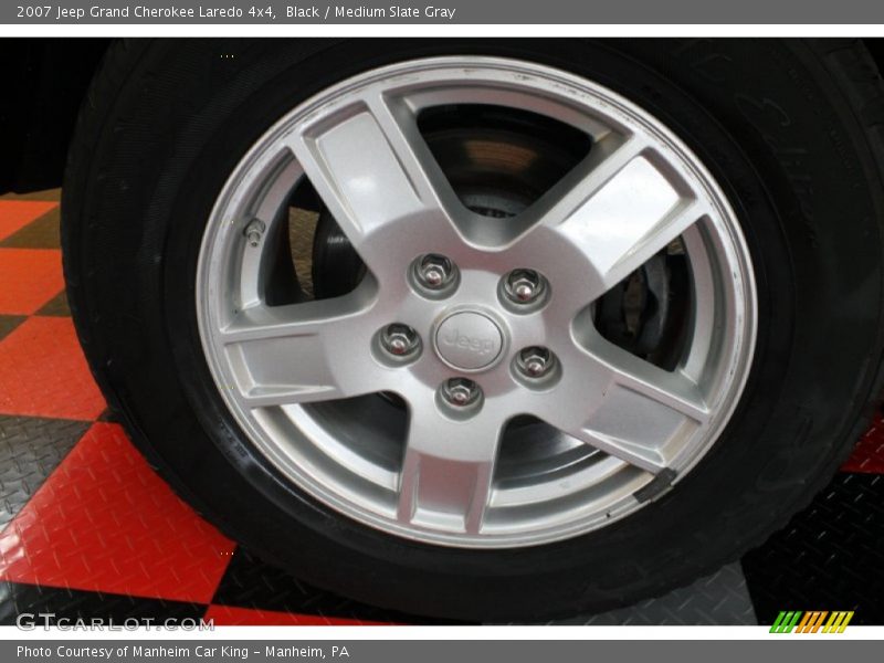 Black / Medium Slate Gray 2007 Jeep Grand Cherokee Laredo 4x4