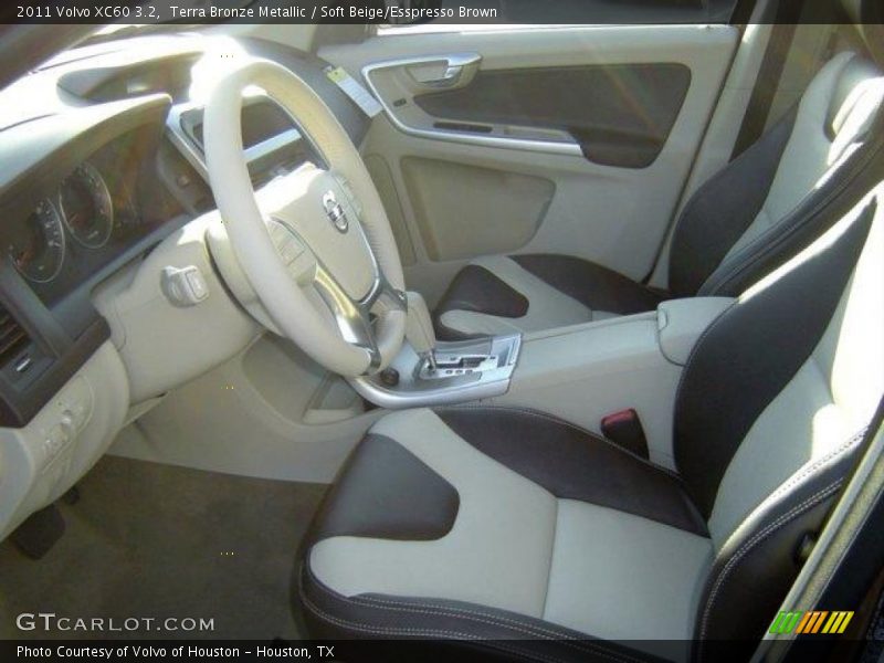 Terra Bronze Metallic / Soft Beige/Esspresso Brown 2011 Volvo XC60 3.2