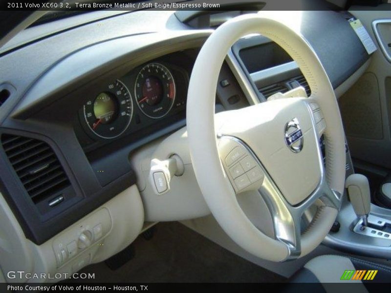 Terra Bronze Metallic / Soft Beige/Esspresso Brown 2011 Volvo XC60 3.2