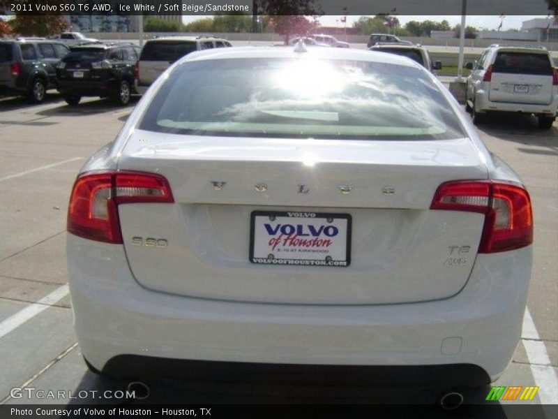 Ice White / Soft Beige/Sandstone 2011 Volvo S60 T6 AWD
