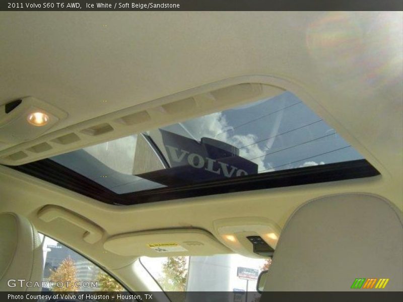 Ice White / Soft Beige/Sandstone 2011 Volvo S60 T6 AWD