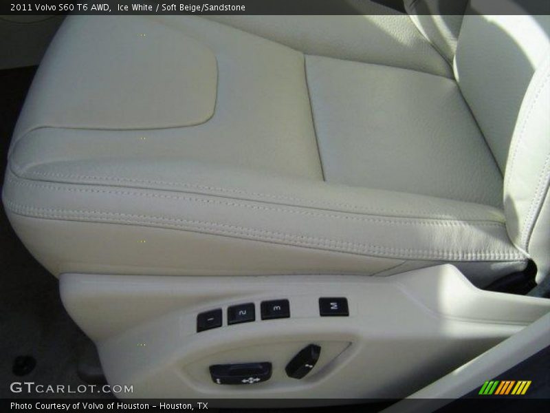 Ice White / Soft Beige/Sandstone 2011 Volvo S60 T6 AWD