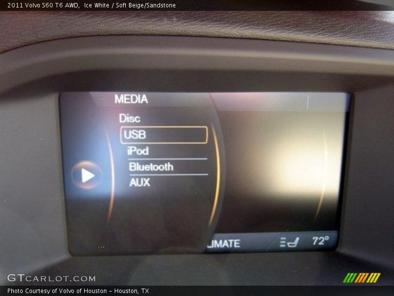 Ice White / Soft Beige/Sandstone 2011 Volvo S60 T6 AWD