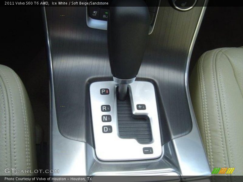 Ice White / Soft Beige/Sandstone 2011 Volvo S60 T6 AWD