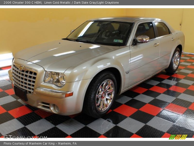 Linen Gold Metallic / Dark Slate Gray/Light Graystone 2006 Chrysler 300 C HEMI