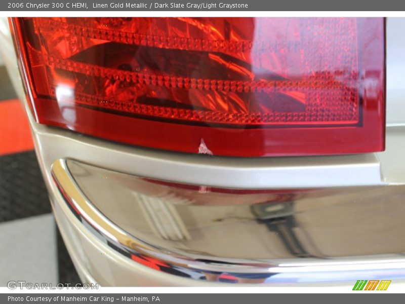 Linen Gold Metallic / Dark Slate Gray/Light Graystone 2006 Chrysler 300 C HEMI