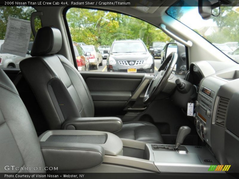 Radiant Silver / Graphite/Titanium 2006 Nissan Titan LE Crew Cab 4x4