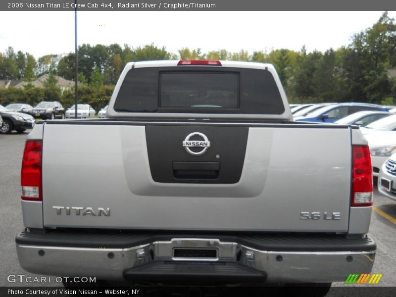 Radiant Silver / Graphite/Titanium 2006 Nissan Titan LE Crew Cab 4x4