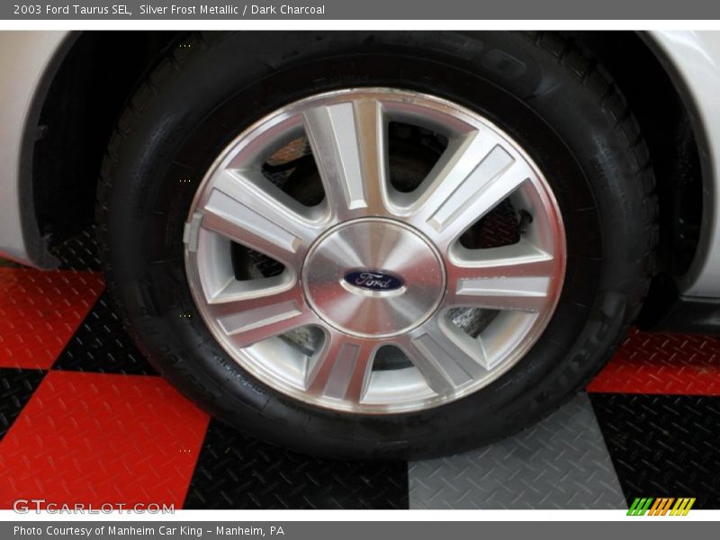  2003 Taurus SEL Wheel