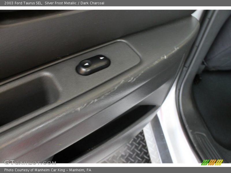 Silver Frost Metallic / Dark Charcoal 2003 Ford Taurus SEL
