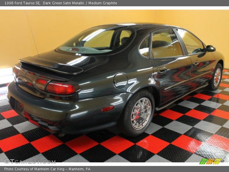 Dark Green Satin Metallic / Medium Graphite 1998 Ford Taurus SE