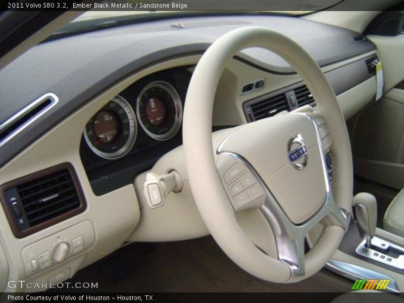 Ember Black Metallic / Sandstone Beige 2011 Volvo S80 3.2