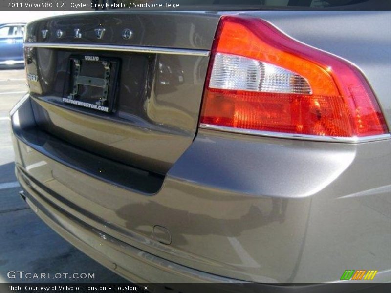 Oyster Grey Metallic / Sandstone Beige 2011 Volvo S80 3.2