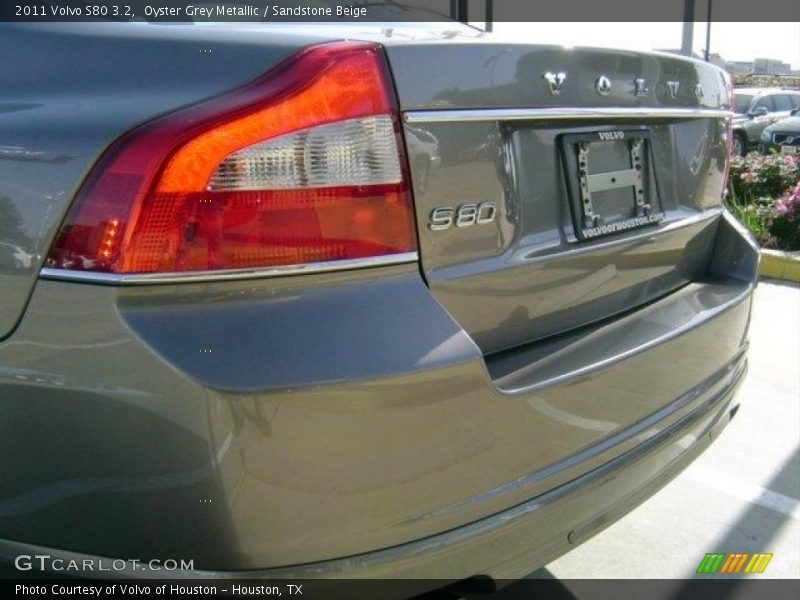 Oyster Grey Metallic / Sandstone Beige 2011 Volvo S80 3.2