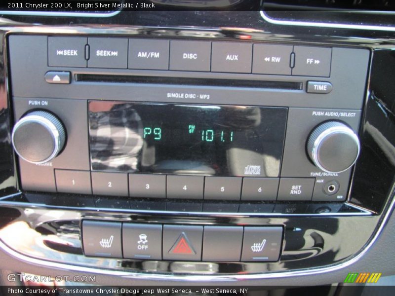Audio System of 2011 200 LX