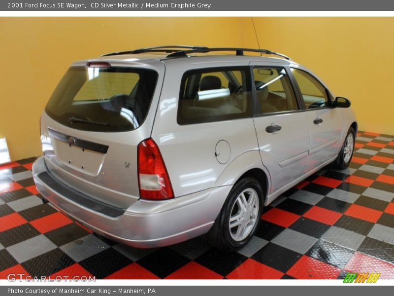  2001 Focus SE Wagon CD Silver Metallic
