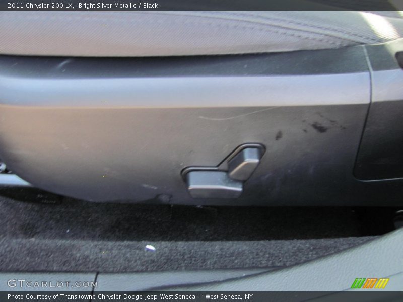 Bright Silver Metallic / Black 2011 Chrysler 200 LX