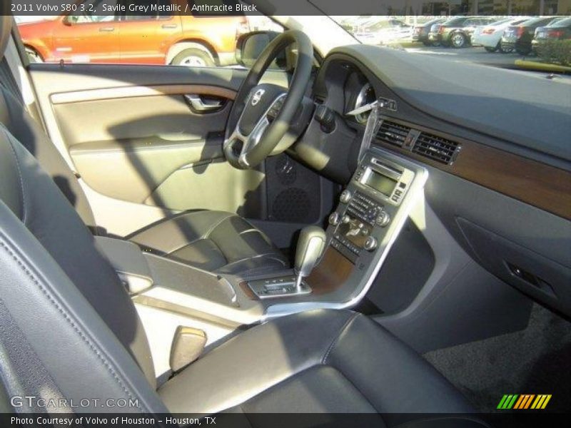 Savile Grey Metallic / Anthracite Black 2011 Volvo S80 3.2