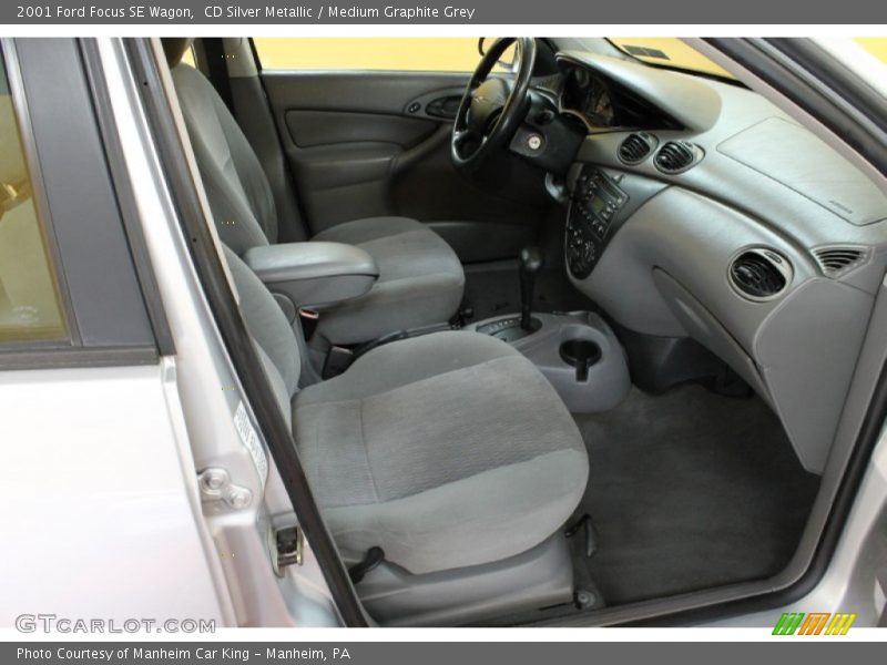 CD Silver Metallic / Medium Graphite Grey 2001 Ford Focus SE Wagon