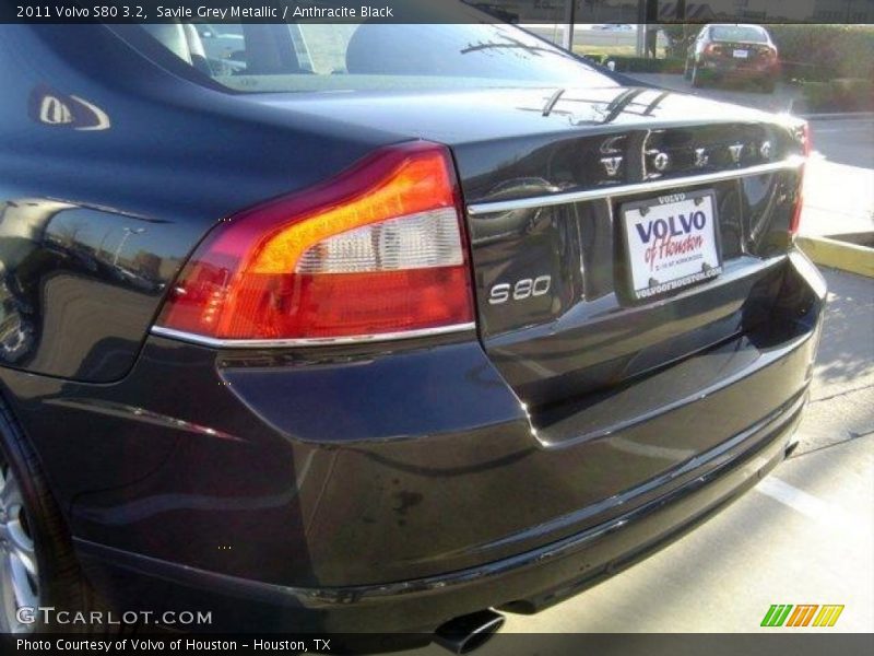 Savile Grey Metallic / Anthracite Black 2011 Volvo S80 3.2