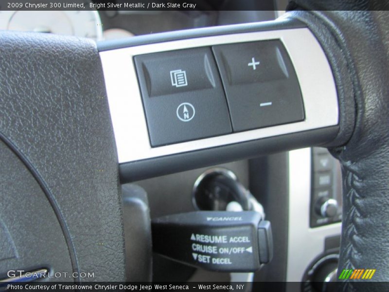 Bright Silver Metallic / Dark Slate Gray 2009 Chrysler 300 Limited