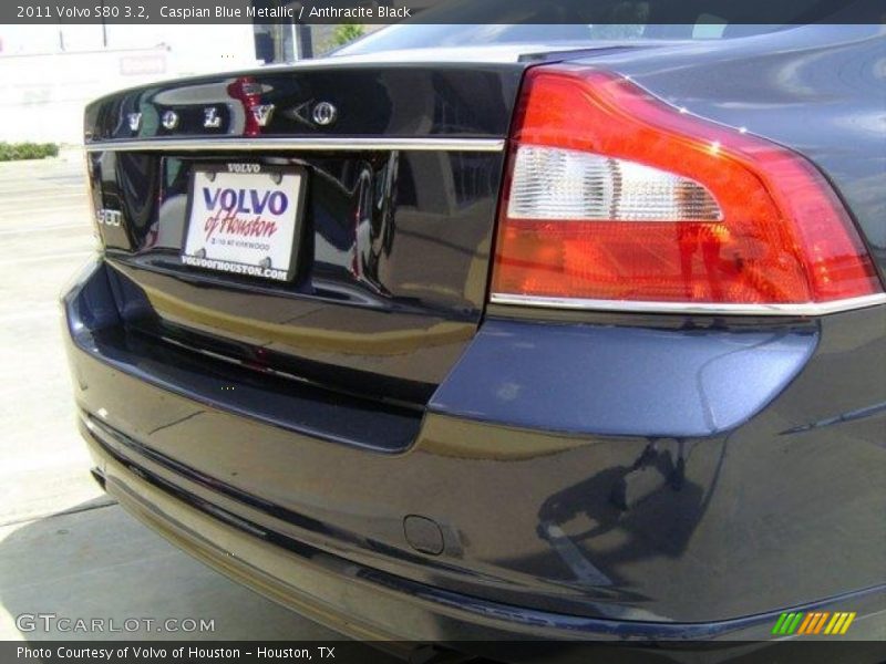 Caspian Blue Metallic / Anthracite Black 2011 Volvo S80 3.2