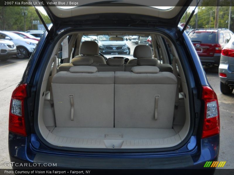Velvet Blue / Beige 2007 Kia Rondo LX V6