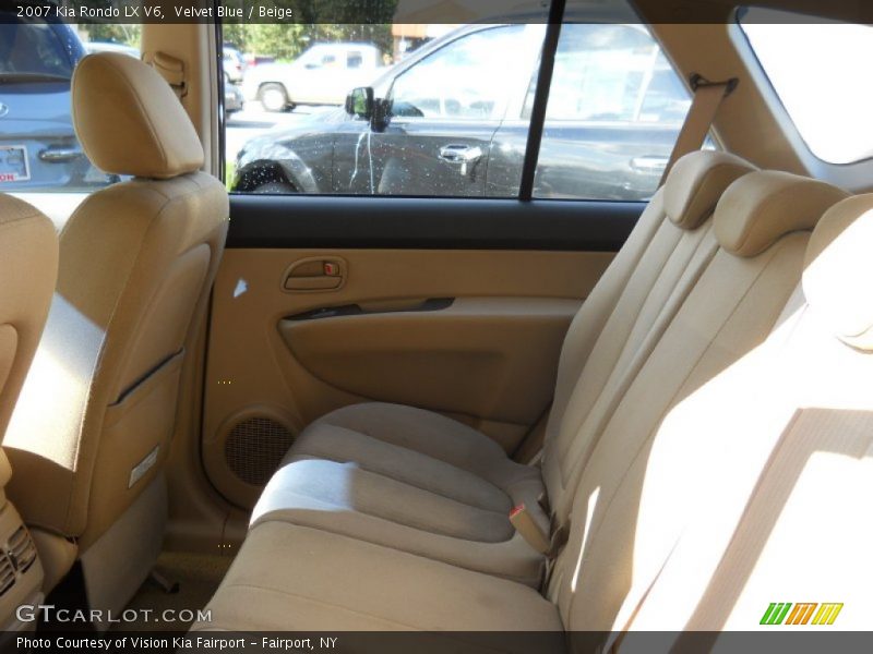 Velvet Blue / Beige 2007 Kia Rondo LX V6