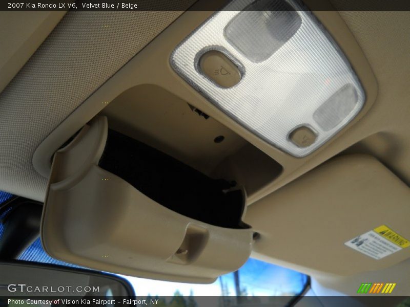 Velvet Blue / Beige 2007 Kia Rondo LX V6