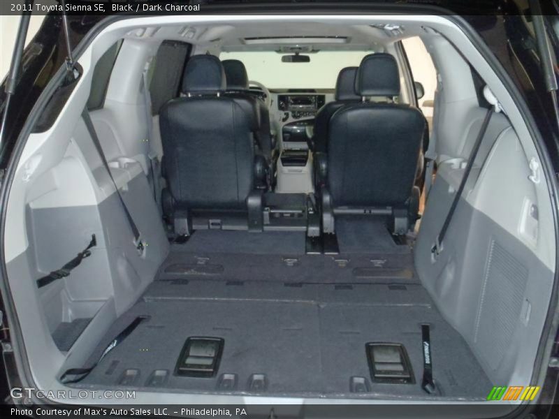 Black / Dark Charcoal 2011 Toyota Sienna SE