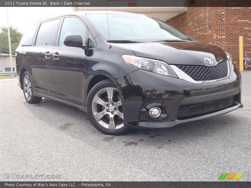 Black / Dark Charcoal 2011 Toyota Sienna SE