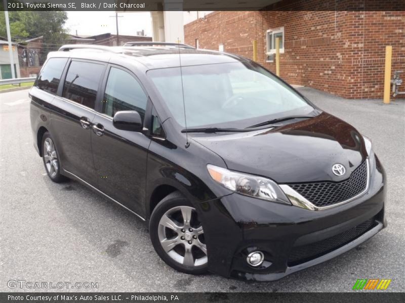 Black / Dark Charcoal 2011 Toyota Sienna SE