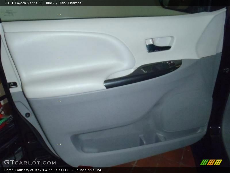Black / Dark Charcoal 2011 Toyota Sienna SE