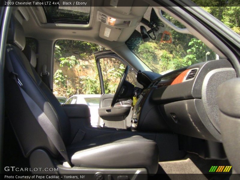 Black / Ebony 2009 Chevrolet Tahoe LTZ 4x4