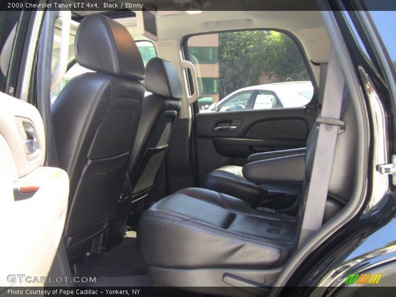 Black / Ebony 2009 Chevrolet Tahoe LTZ 4x4