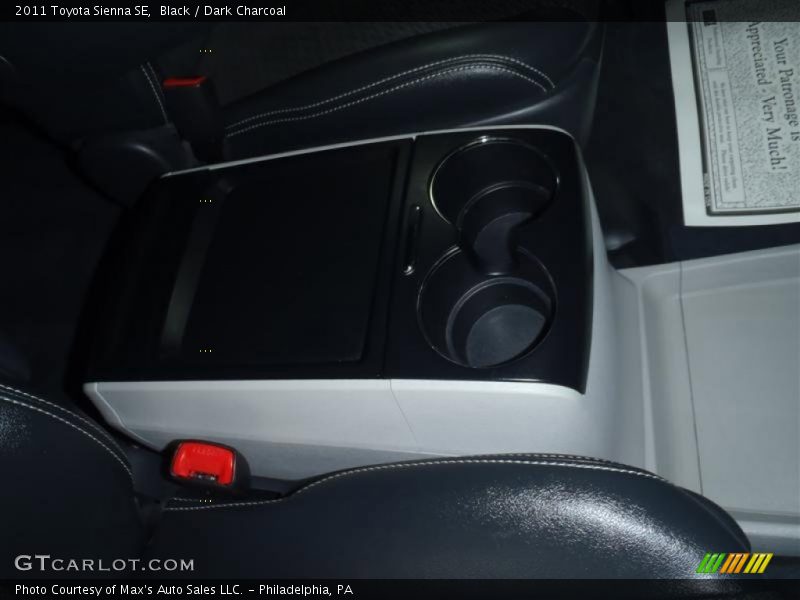 Black / Dark Charcoal 2011 Toyota Sienna SE