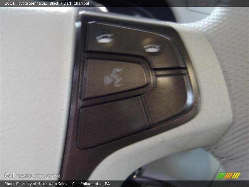 Black / Dark Charcoal 2011 Toyota Sienna SE