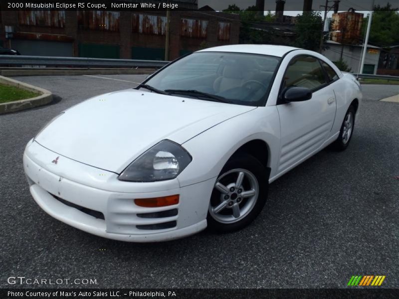 Front 3/4 View of 2000 Eclipse RS Coupe