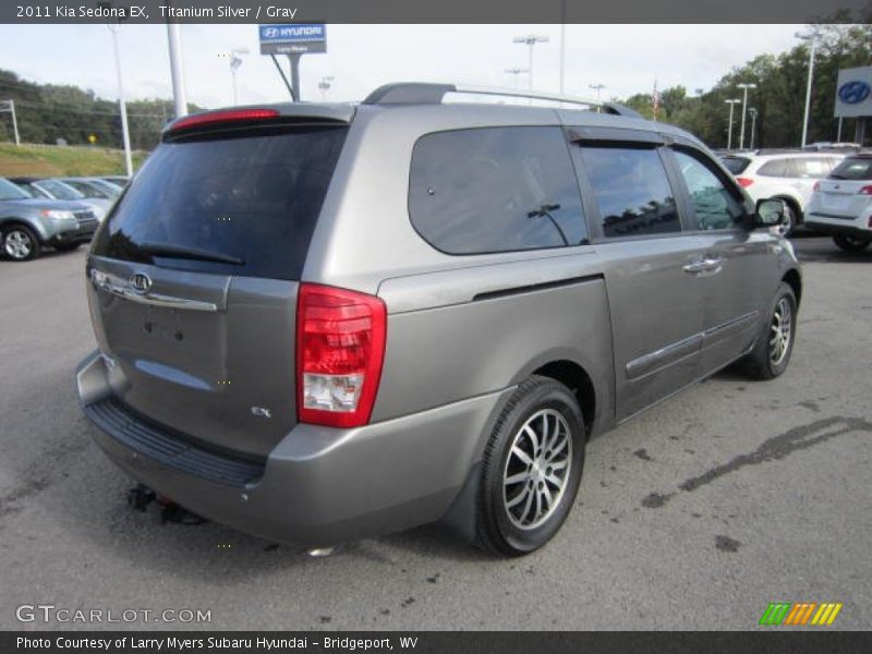  2011 Sedona EX Titanium Silver